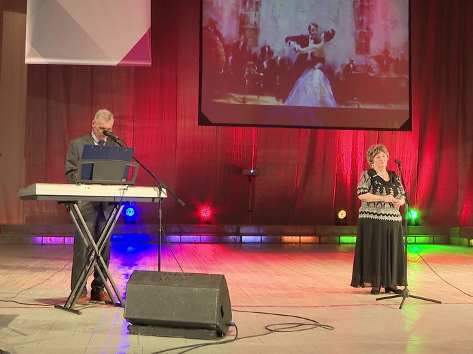 В Екатеринбурге прошёл IX фестиваль клубного движения среди пенсионеров и инвалидов