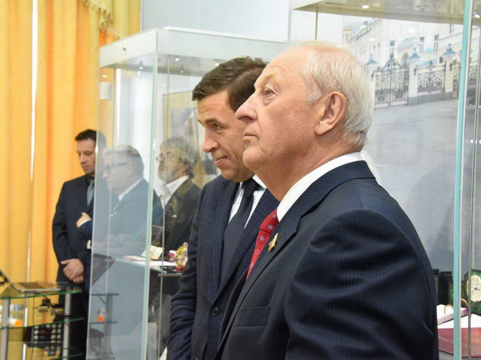 Первому свердловскому губернатору Эдуарду Росселю посвятили персональную выставку