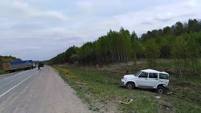 На трассе Пермь – Екатеринбург столкнулись три автомобиля, есть пострадавшие