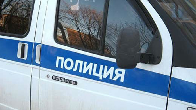 В Екатеринбурге задержан буйный мужчина, выбрасывавший вещи из окна