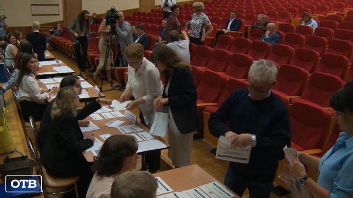 Свердловские СМИ выделили бесплатное эфирное время и печатные площади для предвыборных дебатов
