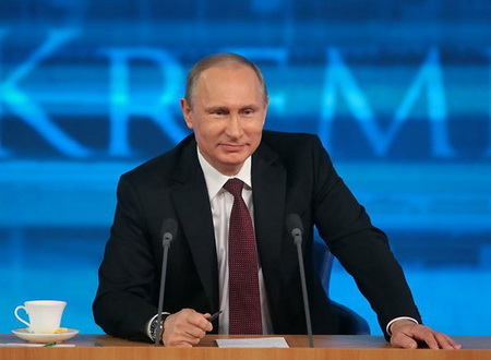 Президент Владимир Путин отказался от части зарплаты