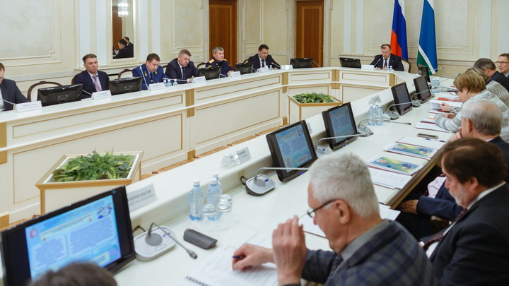 В Екатеринбурге обсудили, как предотвратить конфликт интересов на госслужбе