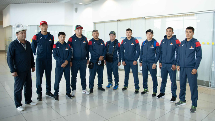 В Екатеринбург на чемпионат мира прибыли боксёры из Киргизии