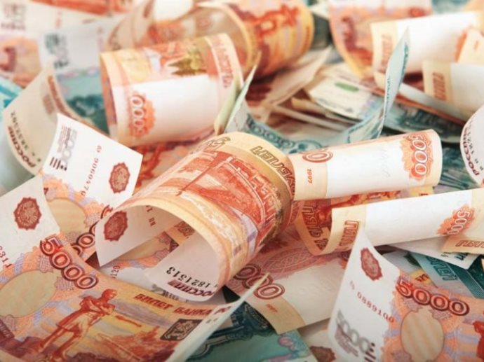 Тунеядцы-миллионеры попадут под контроль налоговых органов