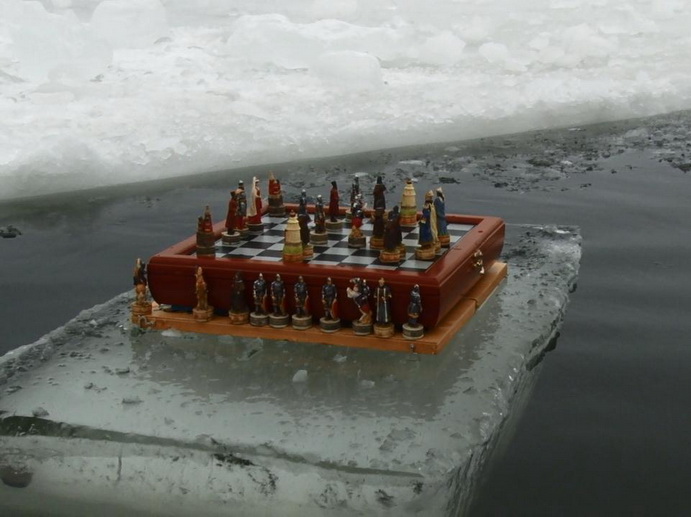 Свердловские моржи впервые проведут соревнования по шахматам в ледяной воде
