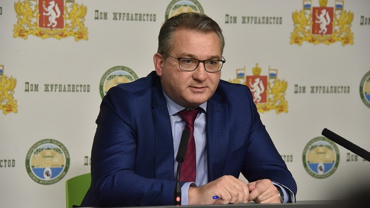 Евгений Куйвашев подписал указ об освобождении Александра Ковальчика от должности министра экономики