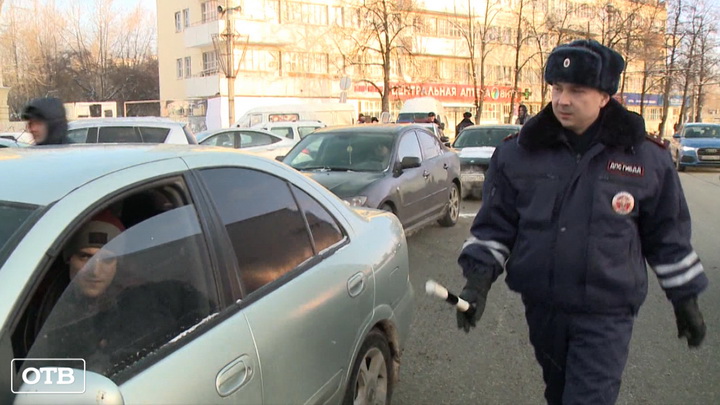 На улицы Екатеринбурга вышел кредитный патруль