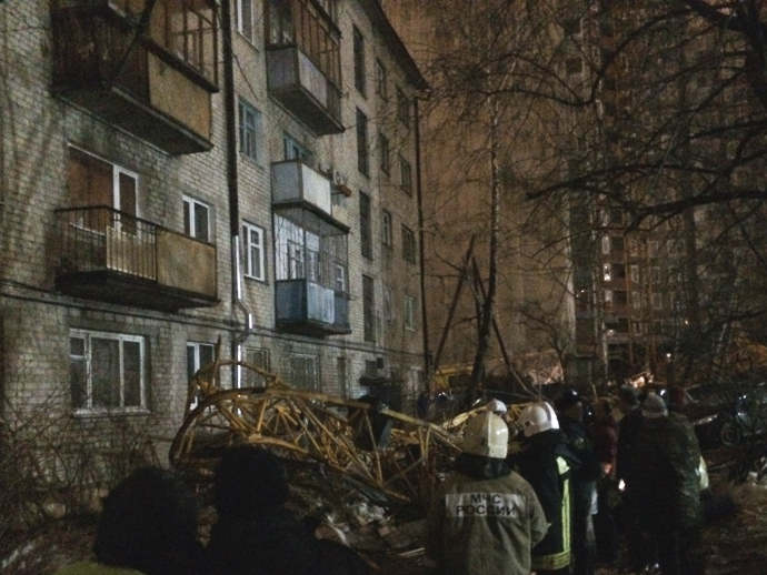 Ростехнадзор назвал причины падения башенного крана в Екатеринбурге