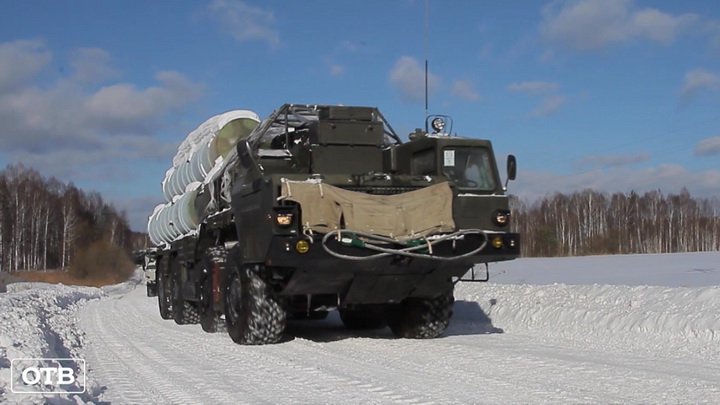 Военные ЦВО испытали зенитные ракетные системы С-300 «Фаворит»
