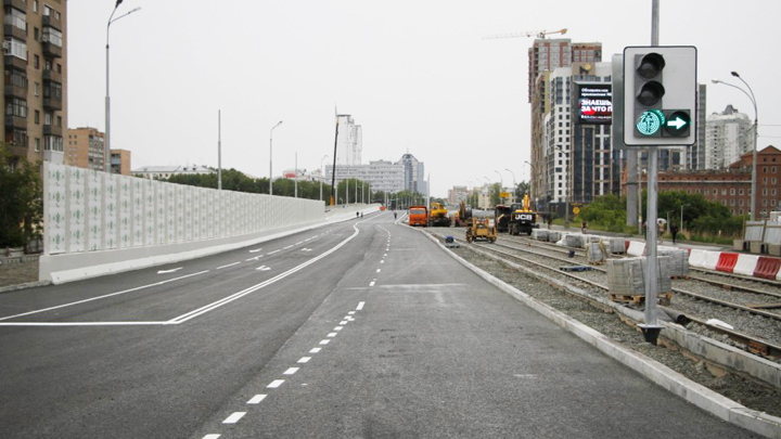 14 октября открывается движение трамваев по Макаровскому мосту