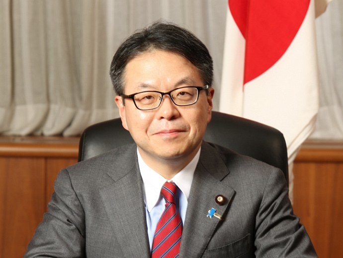 Министр экономики Японии примет участие в выставке «ИННОПРОМ-2017»