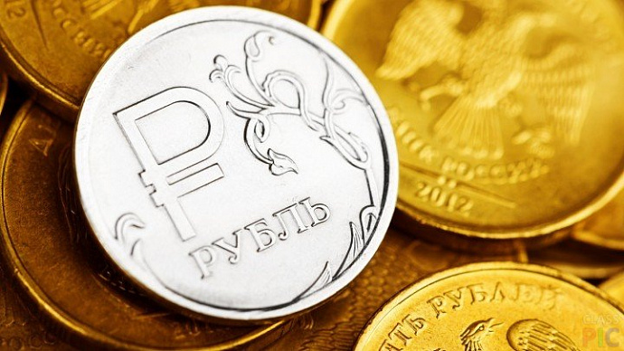Рубль вырос к евро и доллару из-за неожиданного решения Центробанка