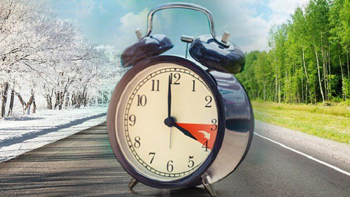 Госдуме РФ предложили вернуть сезонный перевод времени