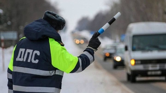 ГИБДД Екатеринбурга предупредила о массовых проверках в выходные дни