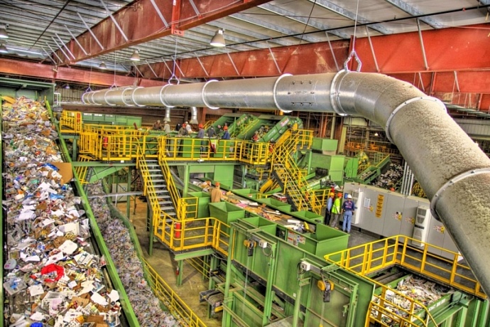 Более 60 тысяч тонн продукции изготавливают свердловские предприятия из переработанных отходов