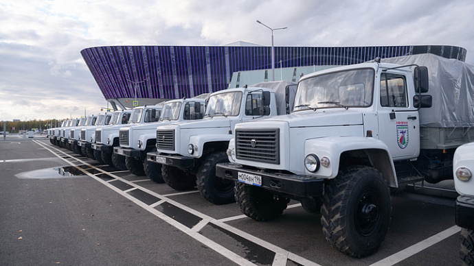 Уральской базе охраны лесов передали 32 специальных автомобилей