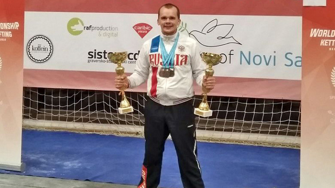 Свердловский дознаватель стал 7-кратным чемпионом мира по гиревому спорту