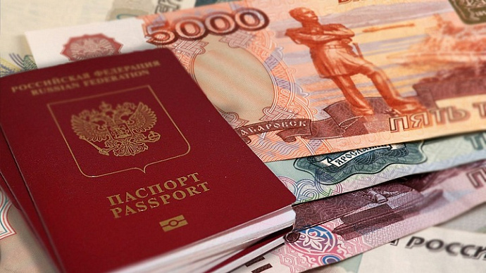 Девушка заставила своего парня заплатить 110 тысяч рублей, чтобы улететь в Таиланд