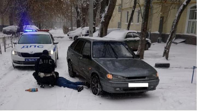 Полицейские Екатеринбурга со стрельбой задержала ранее судимого лихача
