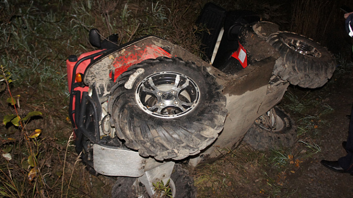 В лесу под Нижним Тагилом насмерть разбился водитель квадроцикла