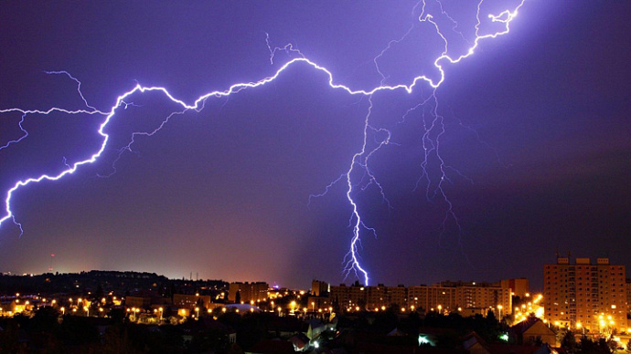 В Свердловской области объявлено штормовое предупреждение из-за грозы