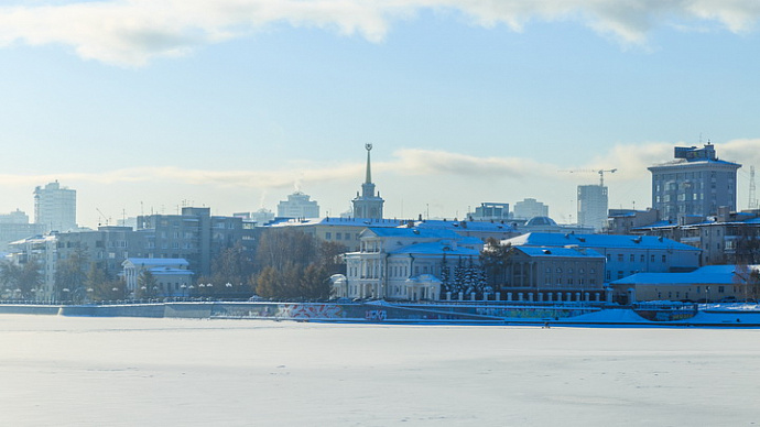 В Свердловской области на выходные пообещали снегопады и умеренно морозную погоду