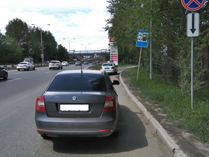 На Кольцовском тракте задержан неадекватный водитель «Шкоды»