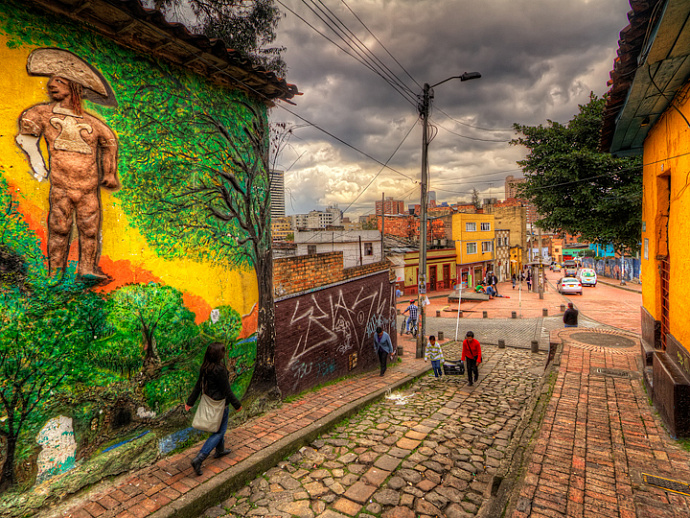 National Geographic. «Аферисты и туристы. Богота»