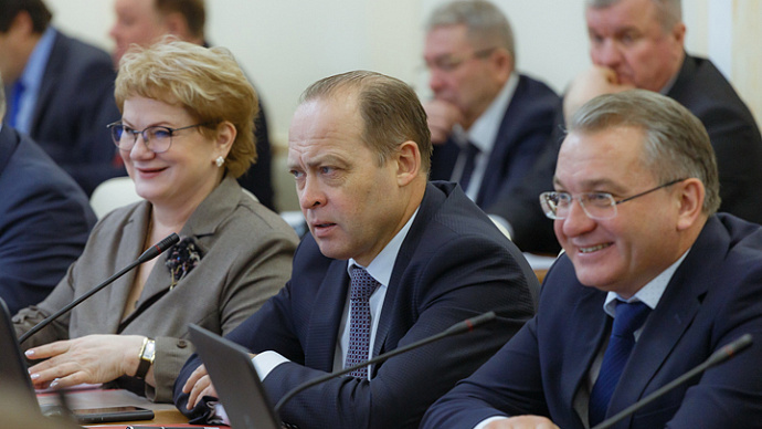 Евгений Куйвашев настроил кабмин на новые амбициозные задачи в 2019 году