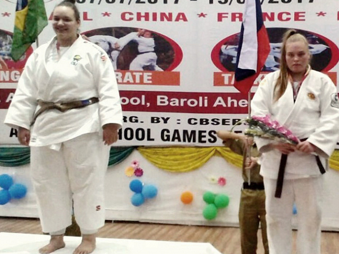 Свердловская школьница завоевала бронзу на турнире по дзюдо в Индии