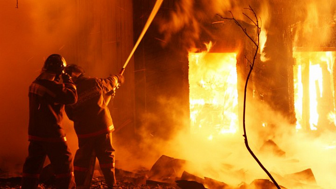 Под Туринском в жутком пожаре погибли трое детей