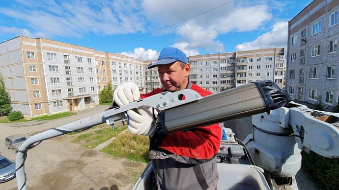 «Умные» фонари помогли сэкономить Свердловской области почти 16 млн рублей