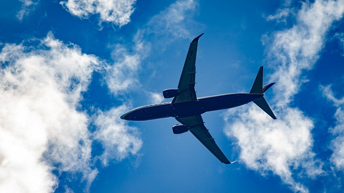 «Самолёт заминирован!»: неизвестный сообщил о взрывчатке на борту рейса Екатеринбург – Москва