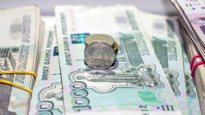 Экс-сотрудница налоговой не смогла объяснить, где взяла 12,5 млн рублей