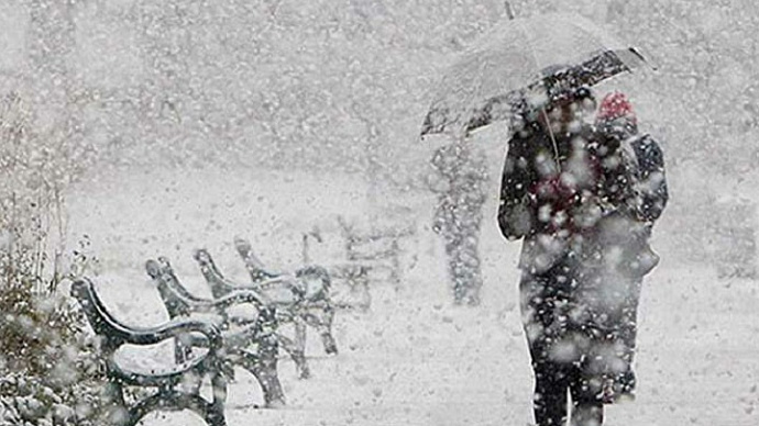 22 марта на Среднем Урале ожидаются сильный снег, ветер и гололедица