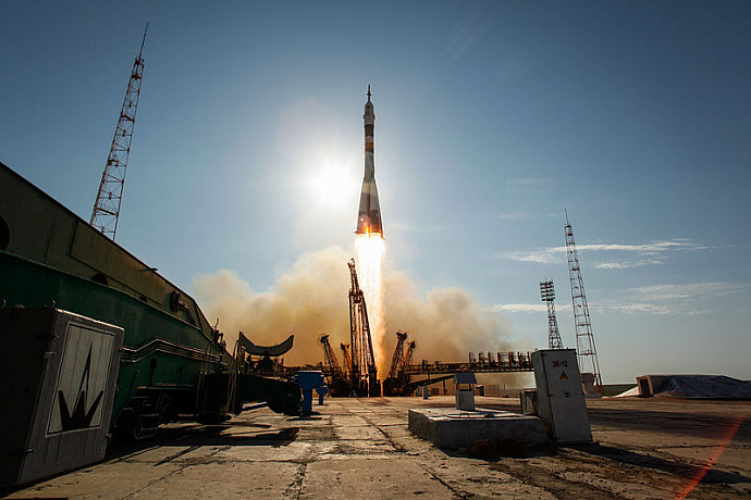 Байконур запустил рекордное для России количество спутников