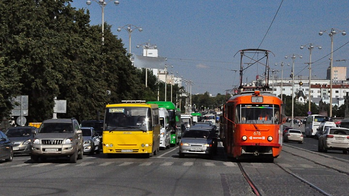 В транспортной инфраструктуре Екатеринбурга разберутся специалисты из Подмосковья
