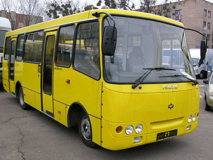 В Екатеринбурге автобус «Богдан» арестовали прямо на остановке