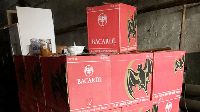 В Белоярском районе ФСБ накрыла цех по изготовлению контрафактного алкоголя