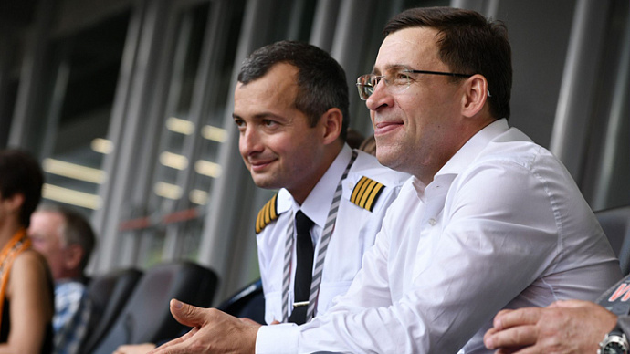 Евгений Куйвашев поздравил уральцев с Днём воздушного флота России