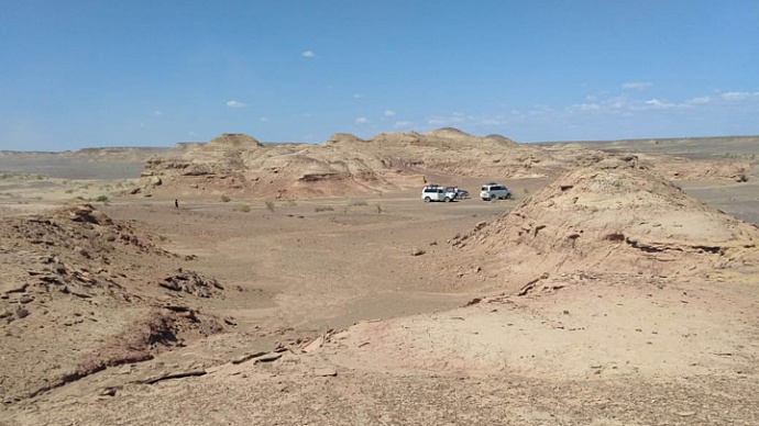 Учёные УрФУ нашли четыре метеорита в монгольской пустыне