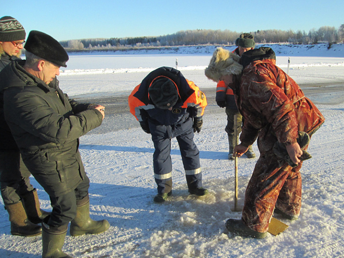 Четыре ледовые переправы открылись на севере Свердловской области