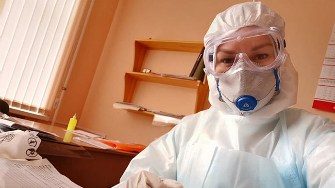 Инфекционисты Свердловского центра СПИДа вышли на борьбу с COVID-19