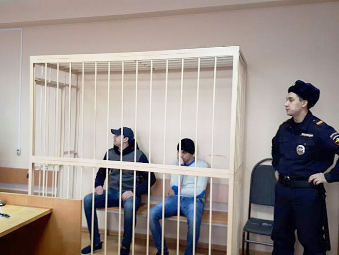 В Екатеринбурге осуждена банда, грабившая малолетних девушек