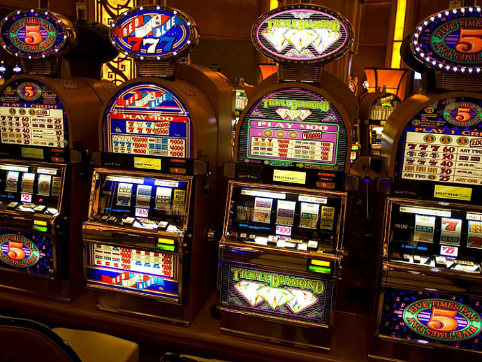 Екатеринбуржца будут судить за организацию азартных игр