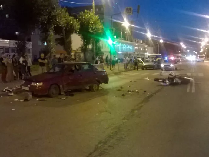 В Екатеринбурге два мотоциклиста пострадали в авариях: один человек погиб