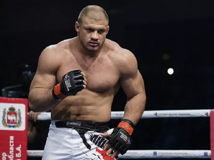 Уральский Халк покинул UFC и подписал контракт с японцами: дебютный бой 28 июля