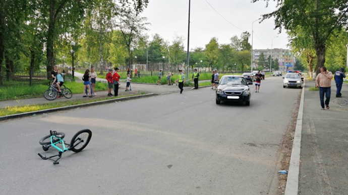 Подростки на мопеде и велосипеде пострадали в ДТП на Среднем Урале