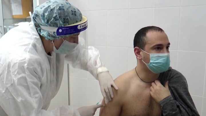 В трёх ТЦ Екатеринбурга откроются пункты вакцинации от COVID-19